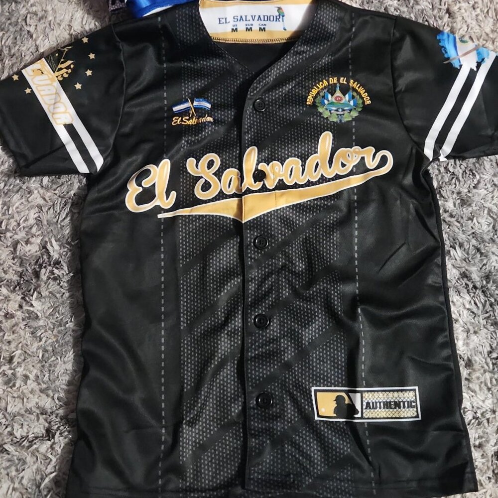 Playera de Botones ES 🇸🇻
